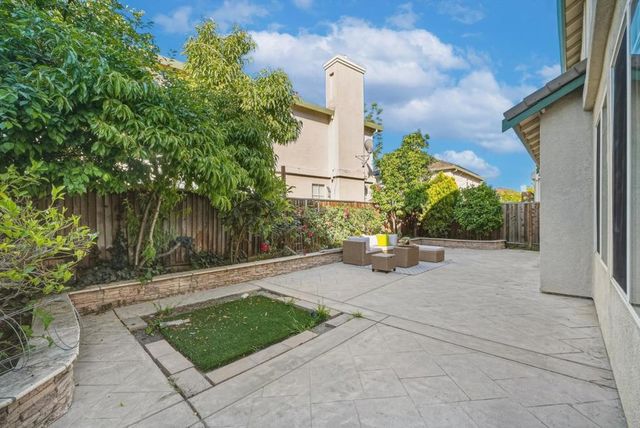34761 Klondike Drive, Union City, CA 94587