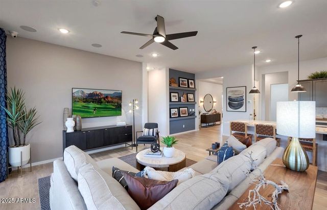 5512 N 191ST Drive, Litchfield Park, AZ 85340