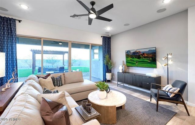 5512 N 191ST Drive, Litchfield Park, AZ 85340