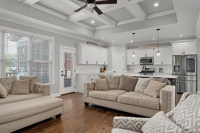 9089 Silver Maple Drive, Ooltewah, TN 37363