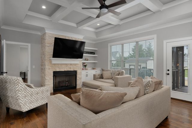 9089 Silver Maple Drive, Ooltewah, TN 37363