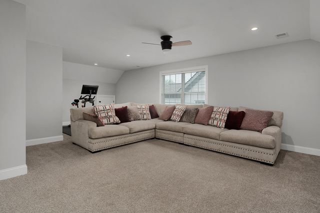 9089 Silver Maple Drive, Ooltewah, TN 37363