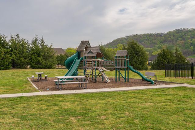 9089 Silver Maple Drive, Ooltewah, TN 37363