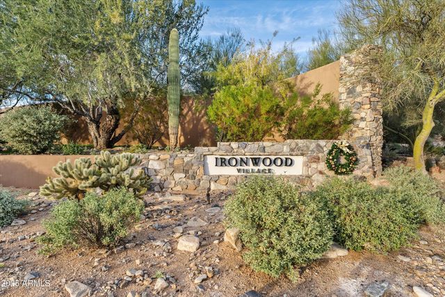 19276 N 90TH Place, Scottsdale, AZ 85255