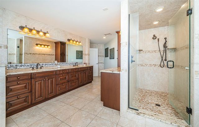 934 ELDORADO AVENUE, Clearwater Beach, FL 33767