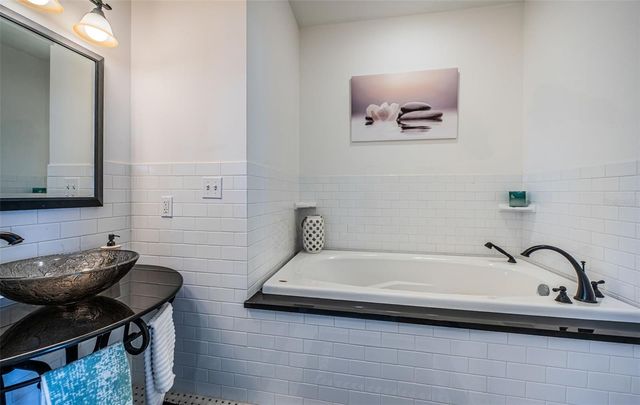 934 ELDORADO AVENUE, Clearwater Beach, FL 33767