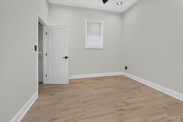 5588 Bartmer Avenue, St Louis, MO 63112