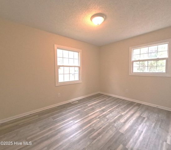 705 Bruton Circle W, Wilson, NC 27893