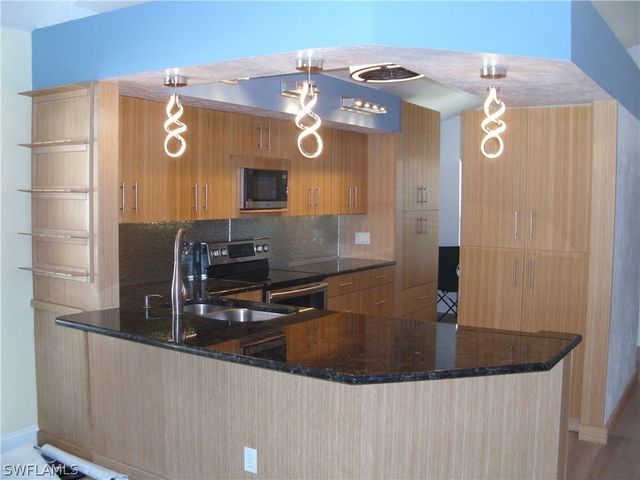 4833 Europa DR, Naples, FL 34105