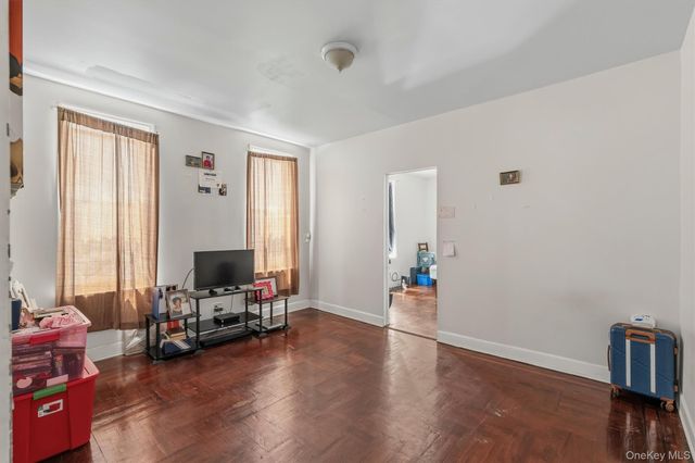 1149 Croes Avenue, Bronx, NY 10472