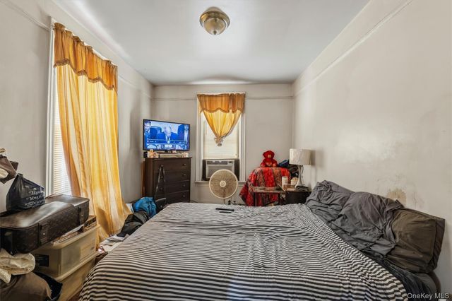 1149 Croes Avenue, Bronx, NY 10472