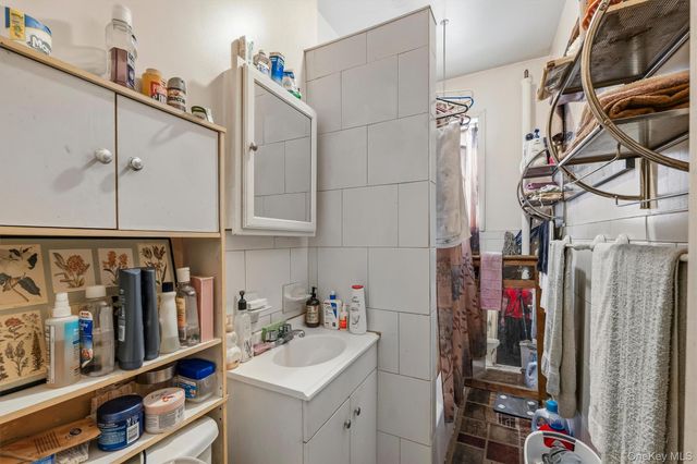 1149 Croes Avenue, Bronx, NY 10472