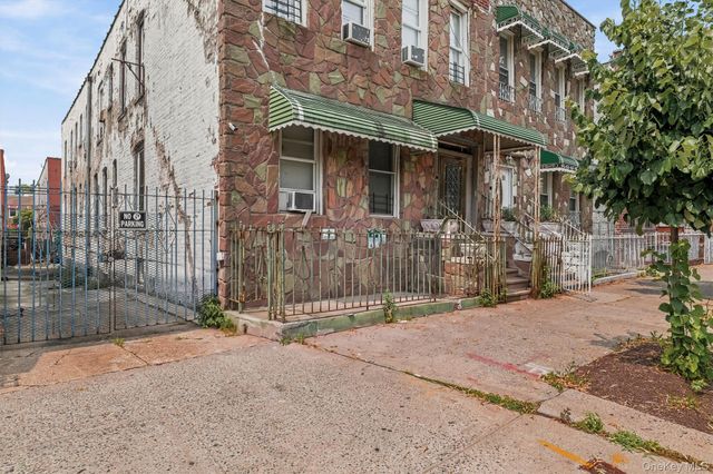 1149 Croes Avenue, Bronx, NY 10472