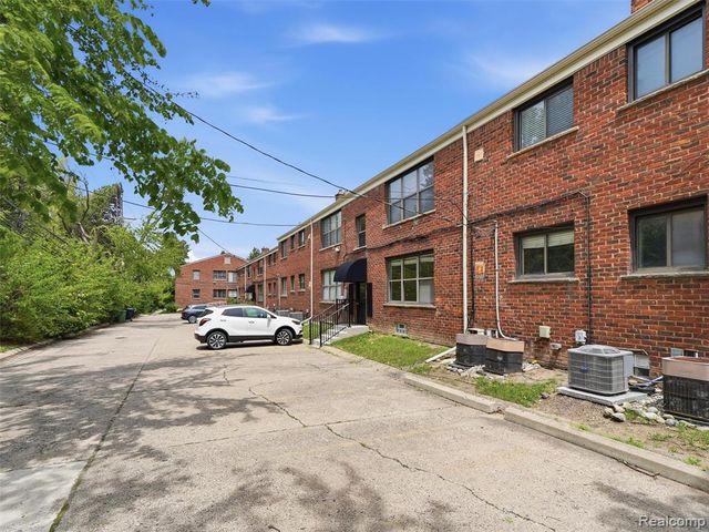 25707 Woodward Avenue, Royal Oak, MI 48067