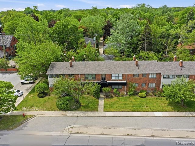 25707 Woodward Avenue, Royal Oak, MI 48067