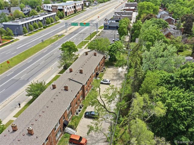25707 Woodward Avenue, Royal Oak, MI 48067