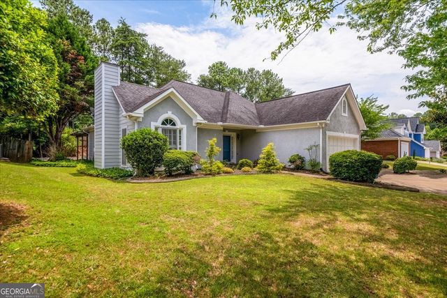 190 Glen Holly Drive, Roswell, GA 30076