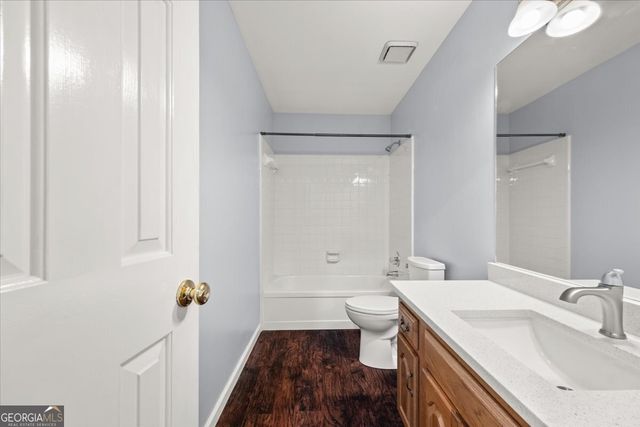 190 Glen Holly Drive, Roswell, GA 30076