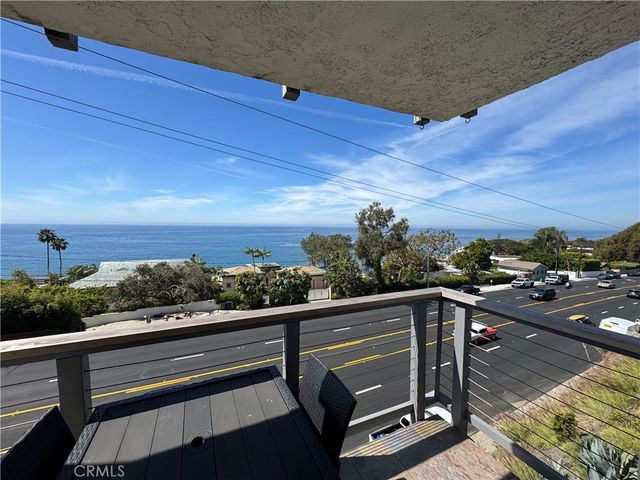 222 Arch #4 Street, Laguna Beach, CA 92651