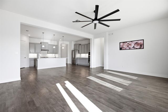 905 Almeria BND, Leander, TX 78641