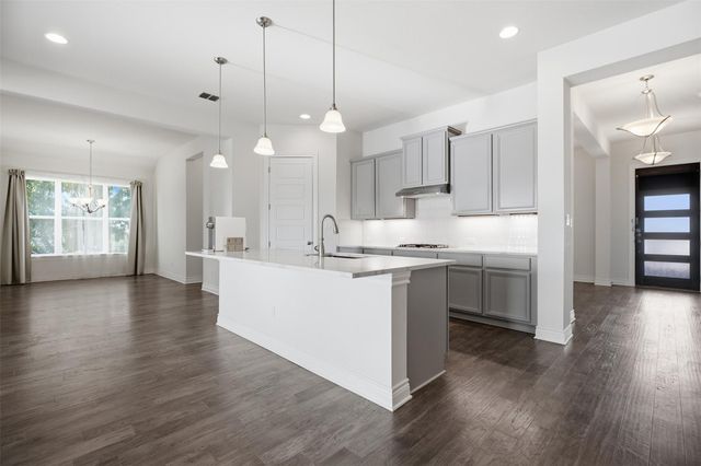 905 Almeria BND, Leander, TX 78641
