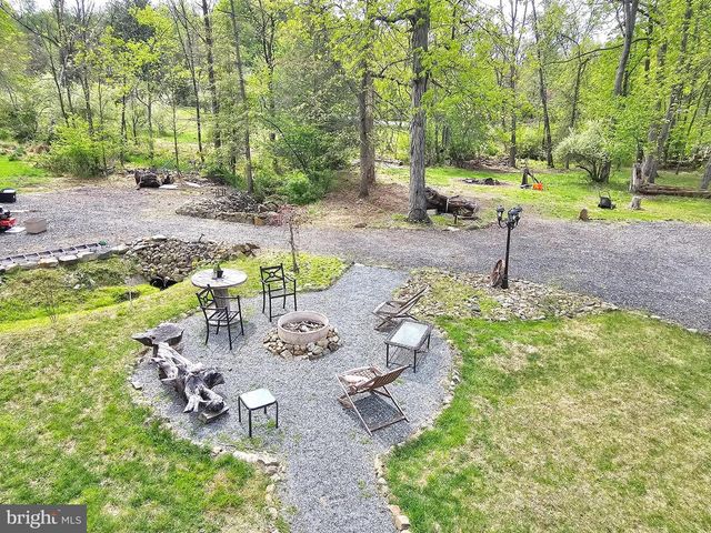 137 CROSS RD, Gilbertsville, PA 19525