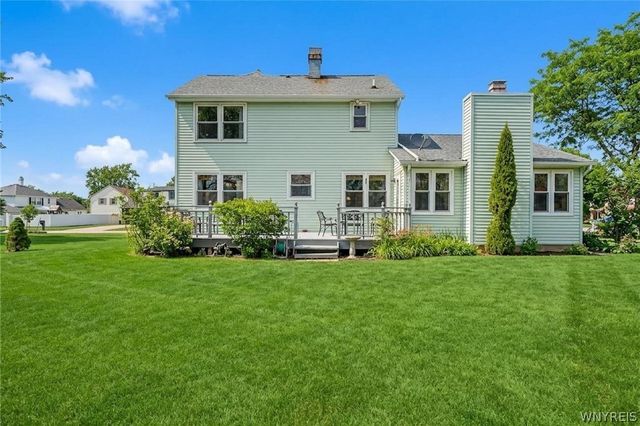 34 Pheasant Run Lane, Lancaster, NY 14086