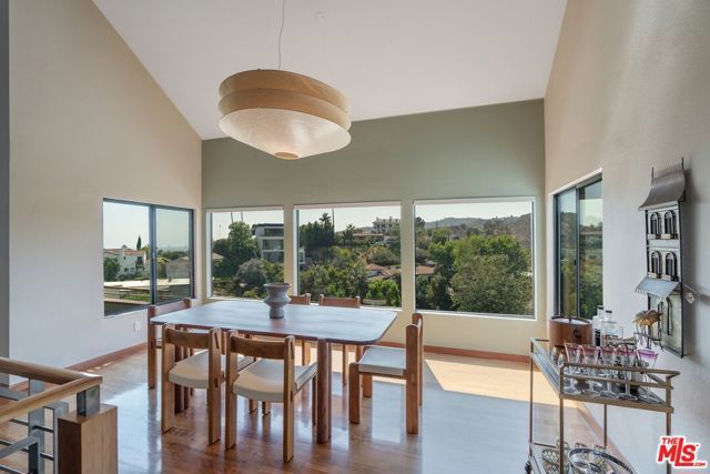 6201 Quebec Drive, Los Angeles, CA 90068