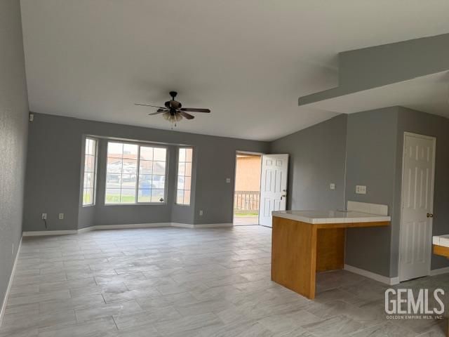 321 Calle Pinuelas, Delano, CA 93215