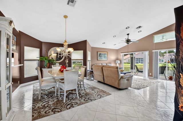 107 Harbor Lake Circle, Greenacres, FL 33413