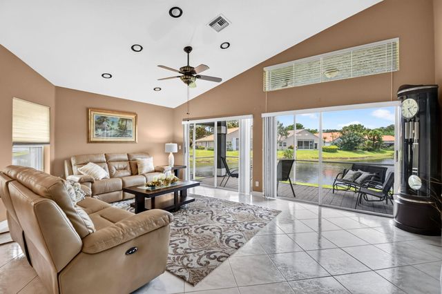 107 Harbor Lake Circle, Greenacres, FL 33413