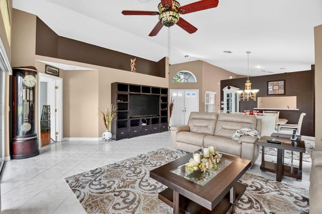 107 Harbor Lake Circle, Greenacres, FL 33413