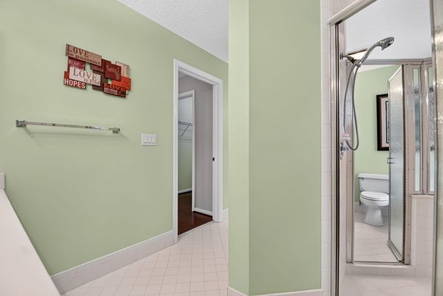 107 Harbor Lake Circle, Greenacres, FL 33413