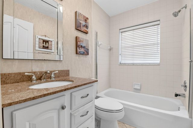 107 Harbor Lake Circle, Greenacres, FL 33413