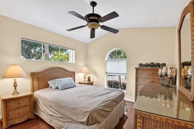 107 Harbor Lake Circle, Greenacres, FL 33413