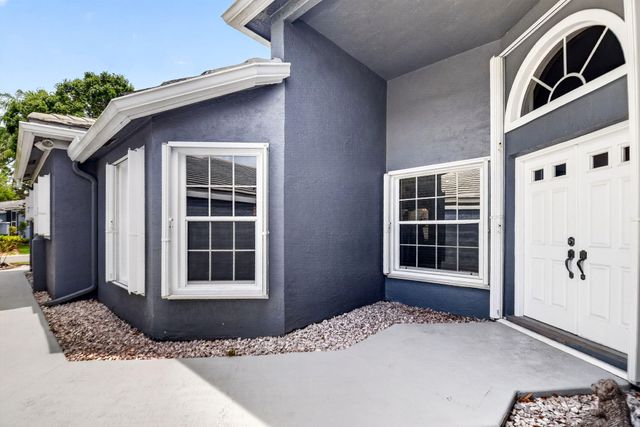 107 Harbor Lake Circle, Greenacres, FL 33413