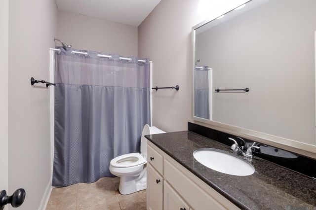 7975 Seville Ct, Baton Rouge, LA 70820