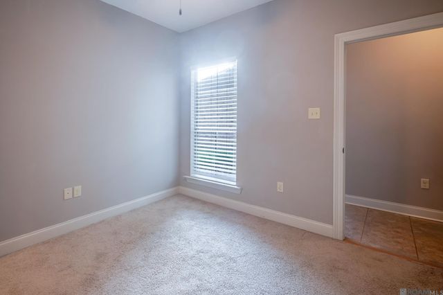 7975 Seville Ct, Baton Rouge, LA 70820