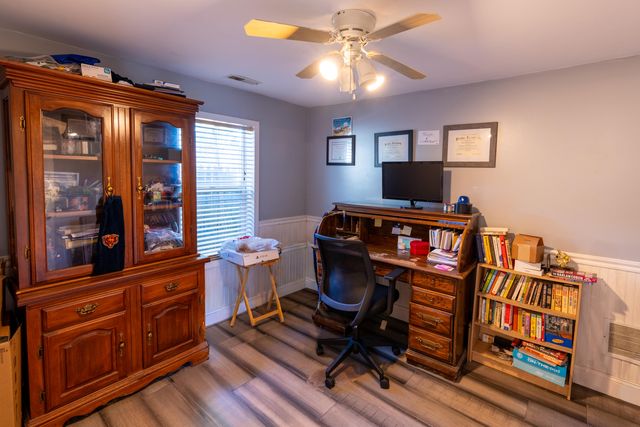 26 S Fish Lake Street, Valparaiso, IN 46385