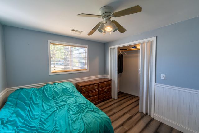 26 S Fish Lake Street, Valparaiso, IN 46385