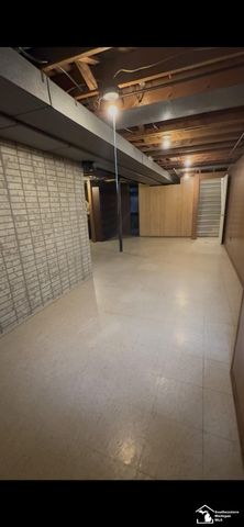 41460 Greenbriar Lane, Plymouth Twp, MI 48170