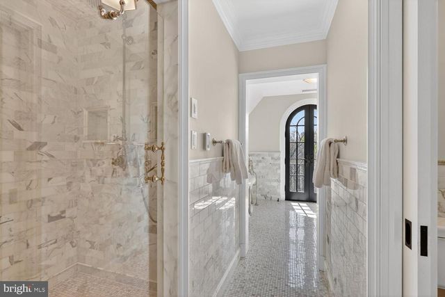 2604 31ST ST NW, Washington, DC 20008