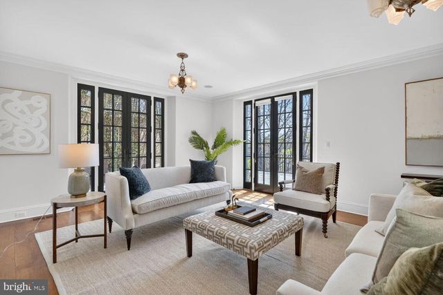 2604 31ST ST NW, Washington, DC 20008