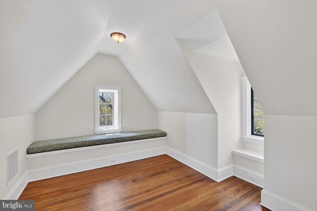 2604 31ST ST NW, Washington, DC 20008