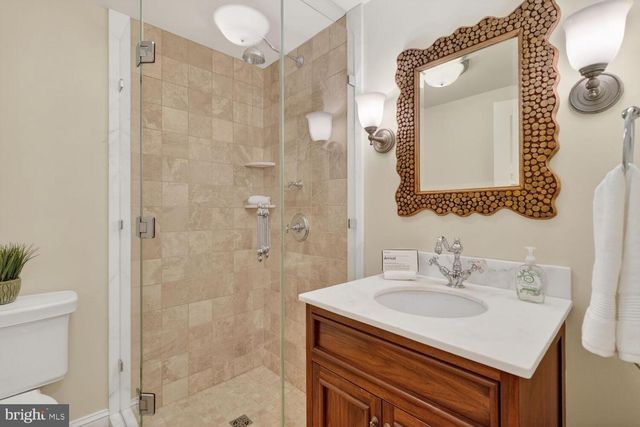 2604 31ST ST NW, Washington, DC 20008