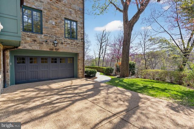 2604 31ST ST NW, Washington, DC 20008