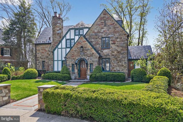 2604 31ST ST NW, Washington, DC 20008