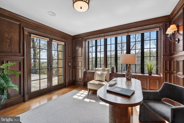 2604 31ST ST NW, Washington, DC 20008