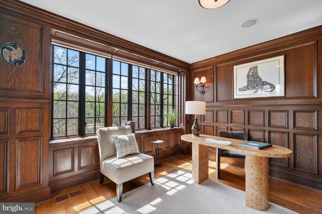 2604 31ST ST NW, Washington, DC 20008