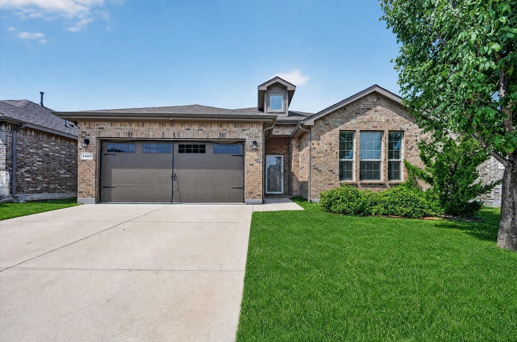 2405 Pambrooke Lane, Glenn Heights, TX 75154 — exterior